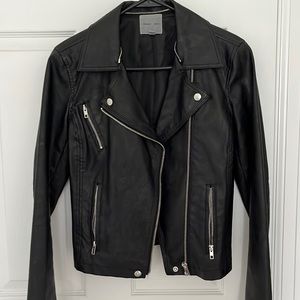 UO Silence + Noise Leather jacket S
